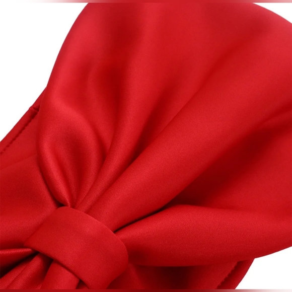 Plus red Crop - Picture 6 of 6